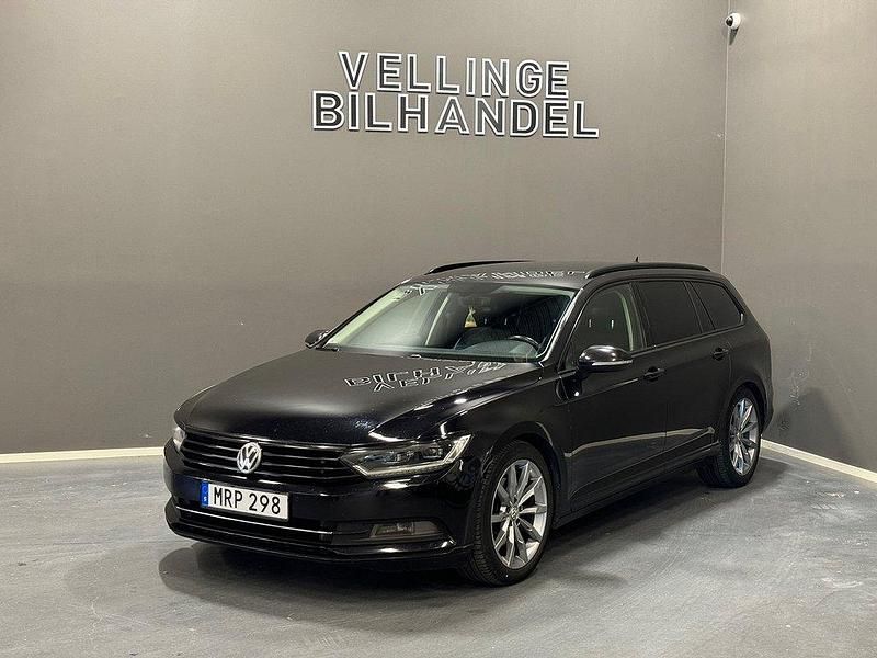 Svart Begagnad 2015 VW Passat GT Kombi | 119 900 kr (Dyr) - Bild 1/4