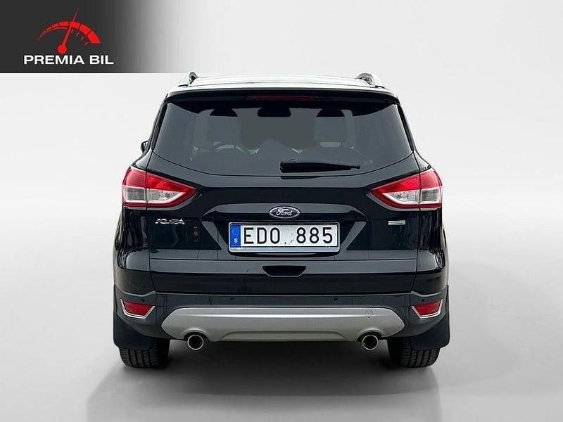 Begagnad Ford Kuga Titanium 150 HK (110 kW) 2013 Svart SUV