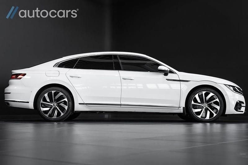 Begagnad VW Arteon GT 190 HK (139 kW) 2019 Vit Halvkombi