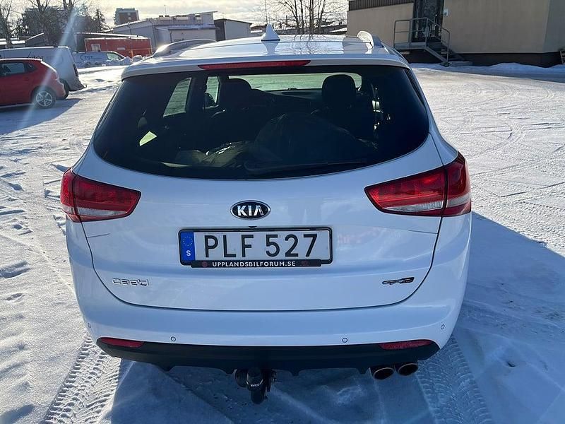 Begagnad Kia Ceed Sportswagon GT-Line 136 HK (100 kW) 2017 Vit Kombi