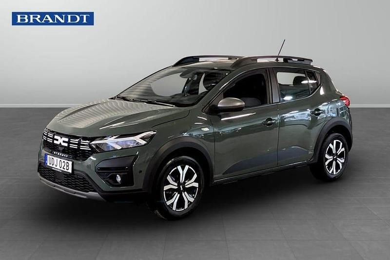 Grå Begagnad 2023 Dacia Sandero Expression SUV | 199 900 kr (Lite dyr) - Bild 1/3