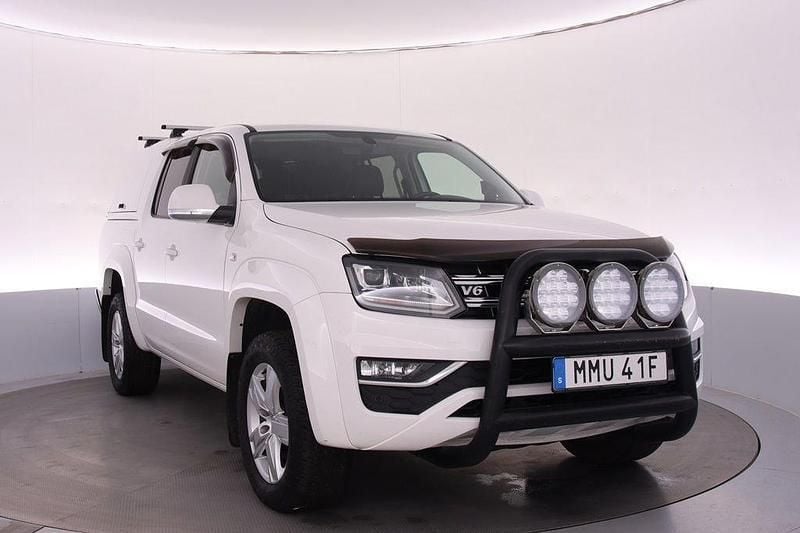 Vit (candyvit) Begagnad 2019 VW Amarok Pickup | 319 000 kr (Superpris) - Bild 1/4