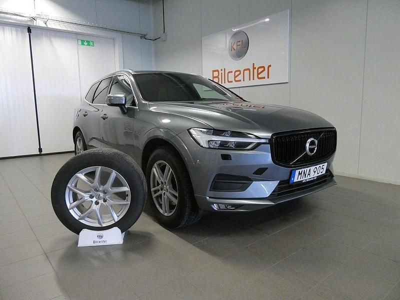Grå Begagnad 2018 Volvo XC60 SUV | 259 900 kr (Marknadspris) - Bild 1/3