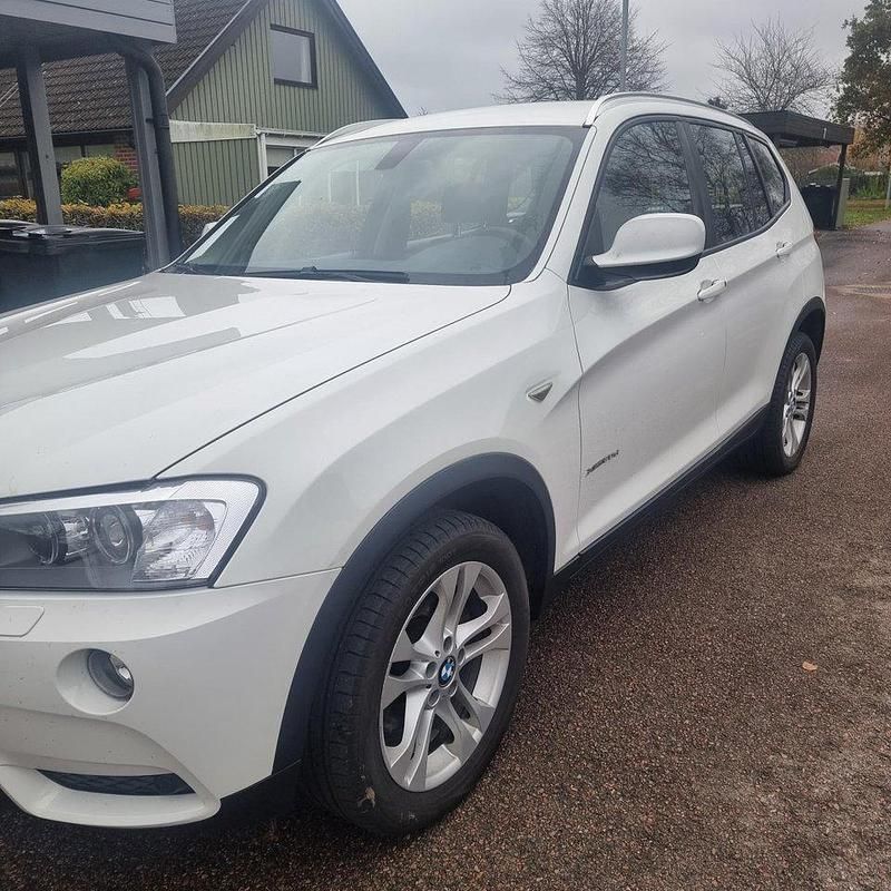 Vit Begagnad 2012 BMW X3 SUV | 120 000 kr (Marknadspris) - Bild 1/4