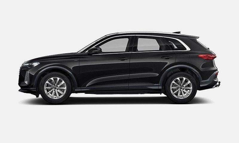 Svart (mytsvart metallic) Ny 2025 Audi Q5 Proline SUV | 739 100 kr (Lite dyr) - Bild 1/3