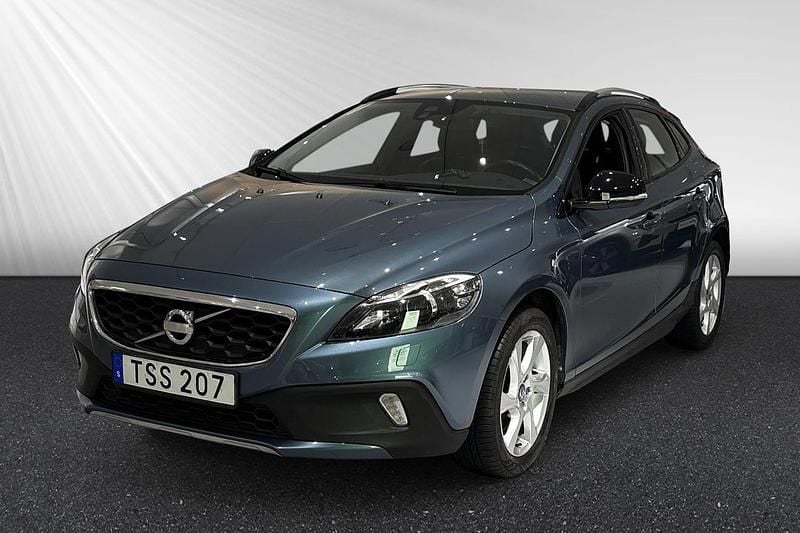 Begagnad Volvo V40 Business Edition 115 HK (84 kW) 2014 Blå Halvkombi