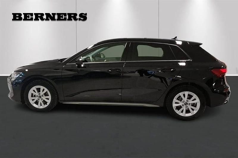 Begagnad Audi A3 151 HK (111 kW) 2025 Svart