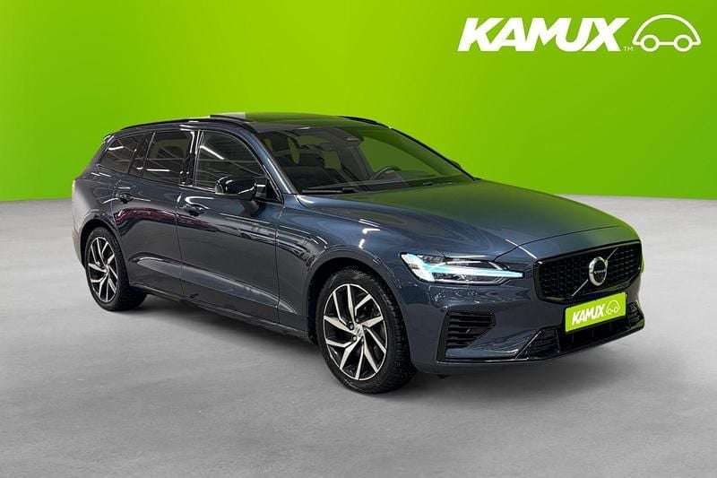 Blå Begagnad 2022 Volvo V60 Ultimate Kombi | 399 800 kr (Marknadspris) - Bild 1/4