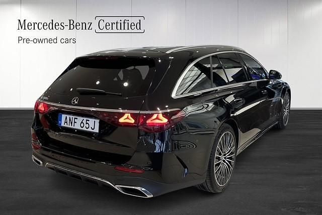 Begagnad Mercedes E300 Premium Plus 2024 Svart Kombi