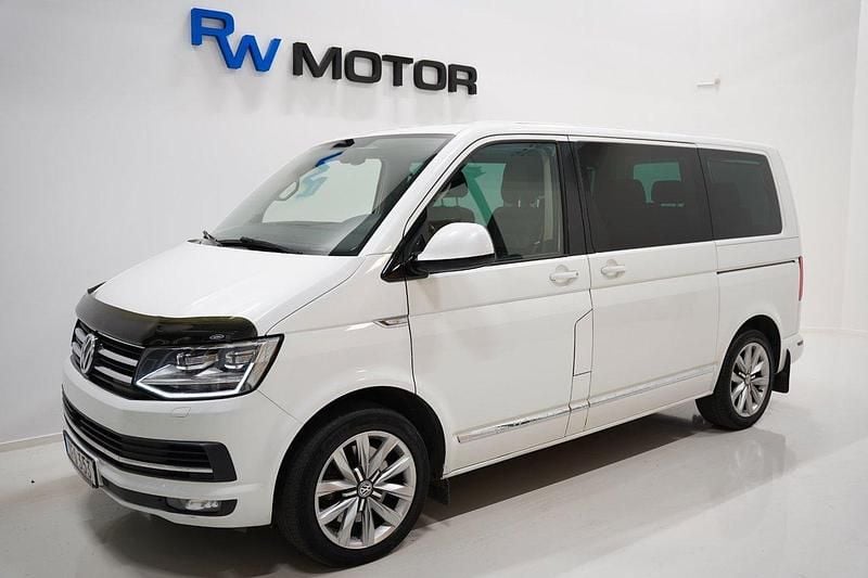 Vit Begagnad 2016 VW Multivan Highline Minibuss | 314 800 kr (Marknadspris) - Bild 1/4