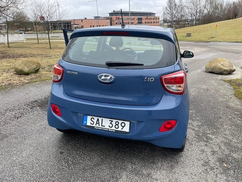 Begagnad Hyundai i10 67 HK (49 kW) 2015 Halvkombi