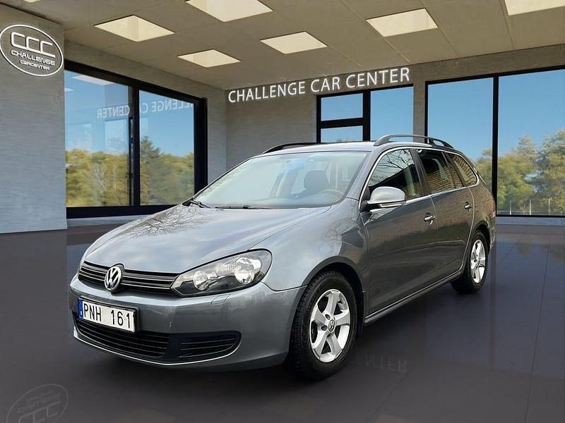 Mörkgrå Begagnad 2010 VW Golf VI S Kombi | 76 900 kr (Marknadspris) - Bild 1/4