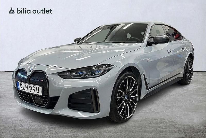 Begagnad BMW i4 M Sport 442 kW (601 HK) 2022 Grå Sedan