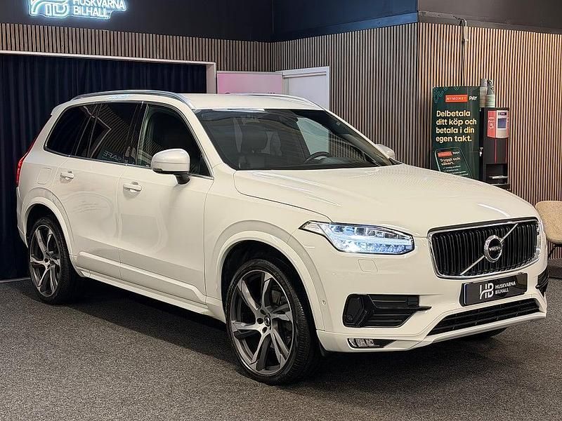 Vit Begagnad 2016 Volvo XC90 R-Design SUV | 269 900 kr (Marknadspris) - Bild 1/4