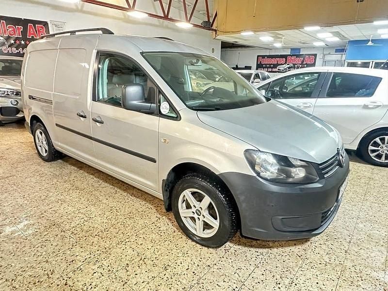 Silver Begagnad 2015 VW Caddy Maxi Minibuss | 85 900 kr (Bra pris) - Bild 1/4