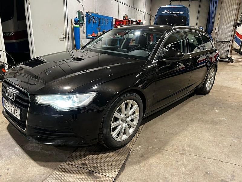 Begagnad Audi A6 204 HK (150 kW) 2012 Kombi