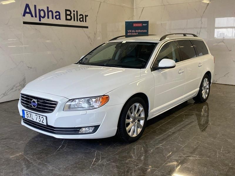 Vit Begagnad 2014 Volvo V70 Momentum Kombi | 99 900 kr (Bra pris) - Bild 1/4