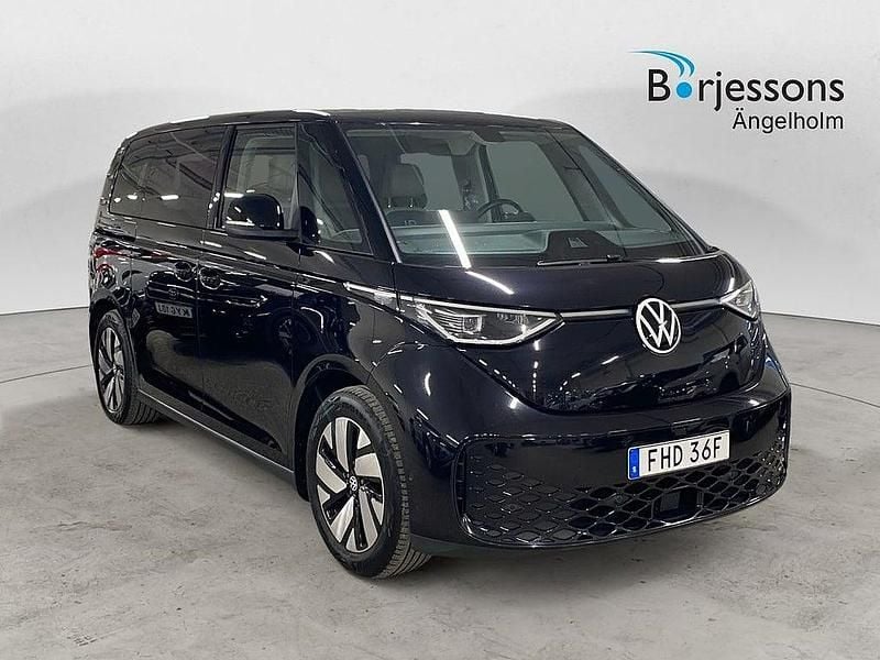 Svart Begagnad 2023 VW ID. Buzz Pro Minibuss | 429 000 kr (Marknadspris) - Bild 1/4