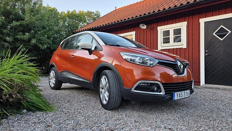 Begagnad 2016 Renault Captur SUV | 125 000 kr (Marknadspris) - Bild 1/4
