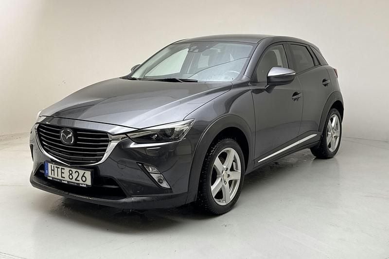 Grå Begagnad 2015 Mazda CX-3 Optimum SUV | 126 000 kr (Bra pris) - Bild 1/4