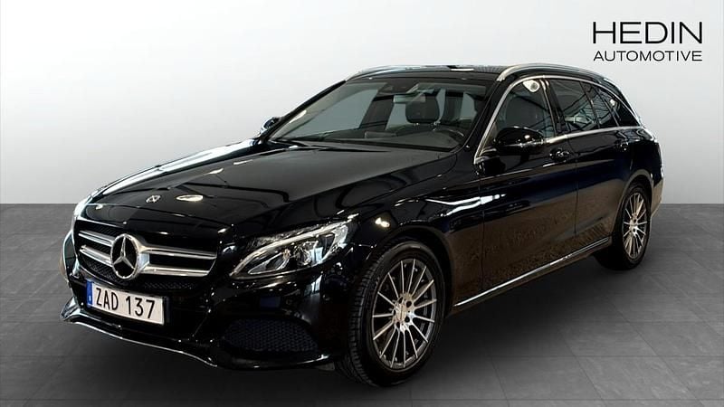 Svart (black) Begagnad 2017 Mercedes C180 Kombi | 219 900 kr (Marknadspris) - Bild 1/4