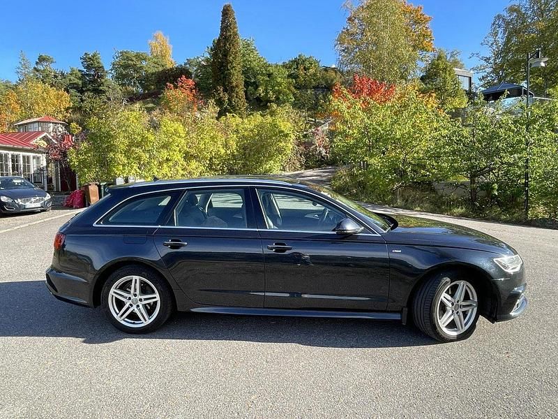 Blå Begagnad 2018 Audi A6 S-Line Kombi | 185 000 kr - Bild 1/4