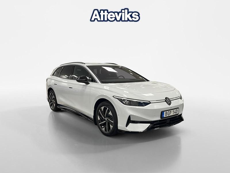 Vit Ny 2026 VW ID.7 Pro Kombi | 613 500 kr (Bra pris) - Bild 1/4