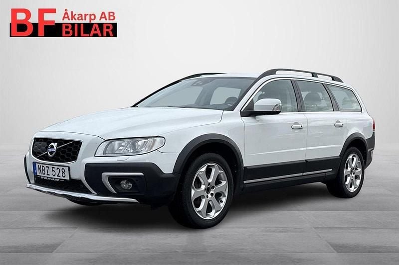 Vit Begagnad 2016 Volvo XC70 Standard SUV | 168 500 kr (Marknadspris) - Bild 1/3