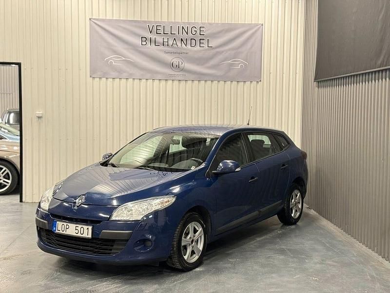 Blå Begagnad 2011 Renault Mégane III | 29 900 kr (Bra pris) - Bild 1/4
