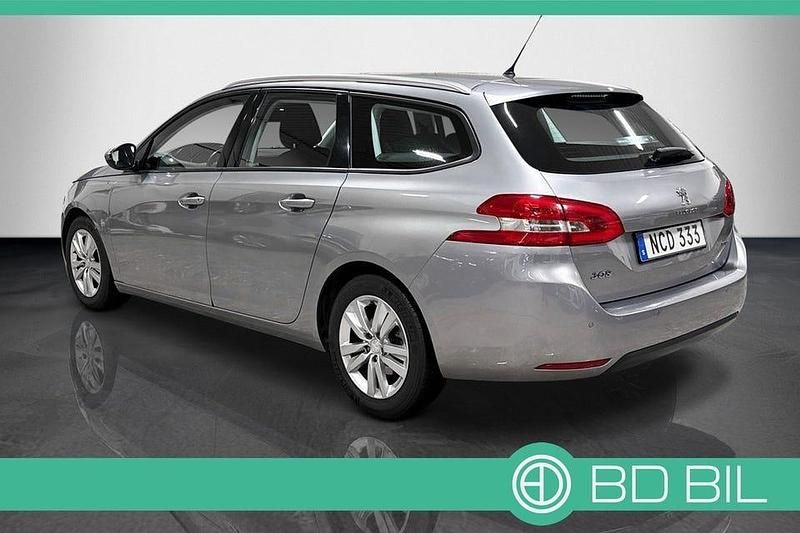 Begagnad Peugeot 308 SW 131 HK (96 kW) 2016 Gråmetallic Kombi