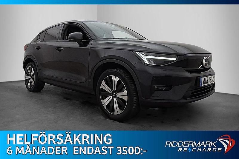 Svart Begagnad 2022 Volvo C40 Plus SUV | 324 900 kr (Marknadspris) - Bild 1/3