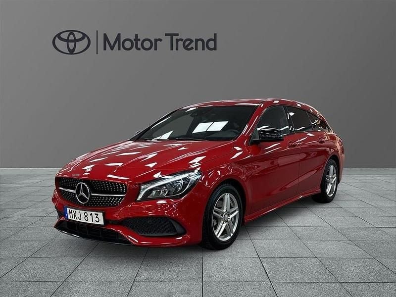Röd Begagnad 2017 Mercedes CLA200 Shooting Brake AMG Kombi | 189 000 kr (Bra pris) - Bild 1/4