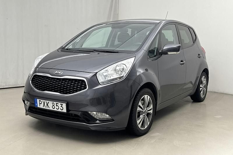 Grå Begagnad 2015 Kia Venga Halvkombi | 76 500 kr (Superpris) - Bild 1/4