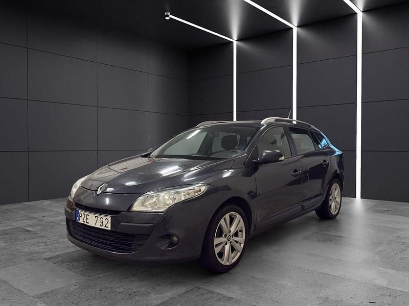 Mörkgrå Begagnad 2010 Renault Mégane GrandTour Kombi | 24 900 kr (Bra pris) - Bild 1/4