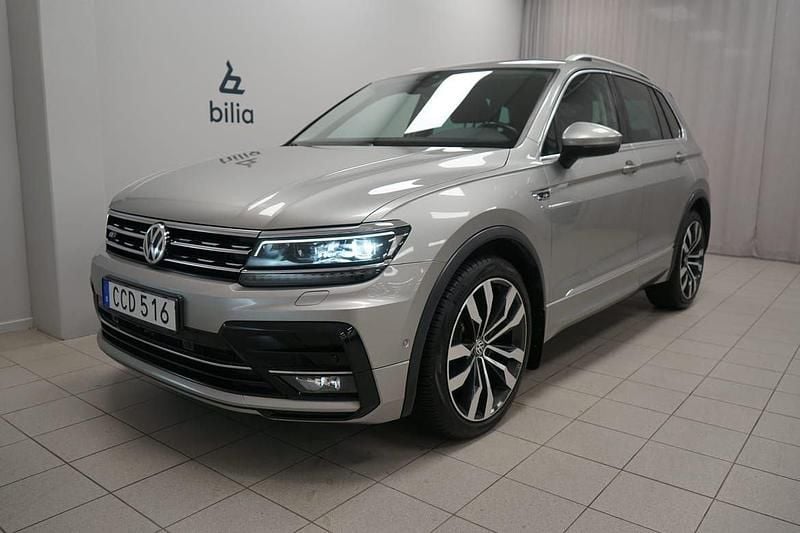 Grå Begagnad 2018 VW Tiguan R-line SUV | 299 000 kr (Lite dyr) - Bild 1/3