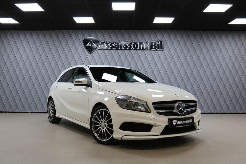 Vit Begagnad 2013 Mercedes A180 AMG line Halvkombi | 149 900 kr (Marknadspris) - Bild 1/4