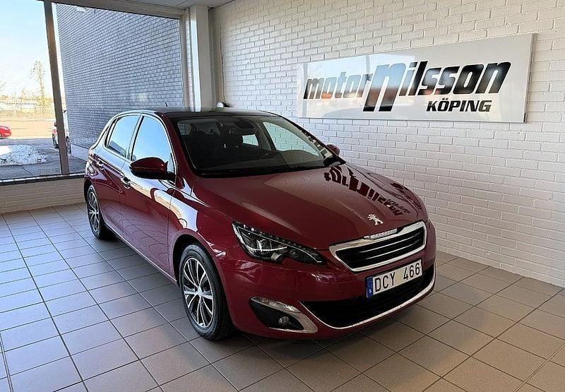 Begagnad Peugeot 308 Allure 125 HK (91 kW) 2013 Röd Halvkombi
