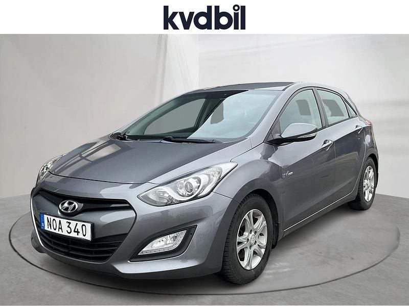 Grå Begagnad 2014 Hyundai i30 | 45 000 kr - Bild 1/3