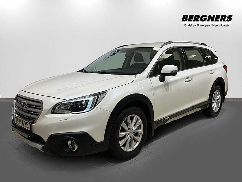 Vit Begagnad 2016 Subaru Outback Kombi | 219 900 kr (Marknadspris) - Bild 1/4