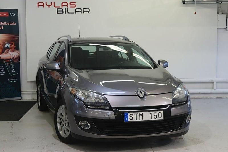Grå Begagnad 2013 Renault Mégane GrandTour Kombi | 64 900 kr (Marknadspris) - Bild 1/4