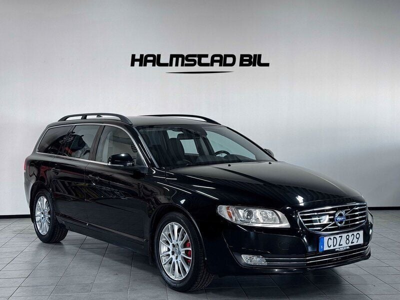 Svart Begagnad 2015 Volvo V70 Standard Kombi | 139 500 kr (Marknadspris) - Bild 1/4