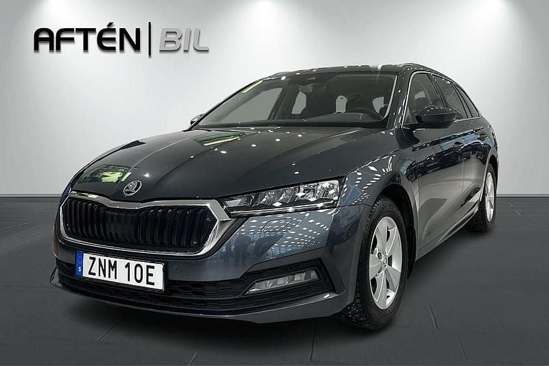 Grå Begagnad 2020 Skoda Octavia Ambition Kombi | 229 800 kr (Marknadspris) - Bild 1/3