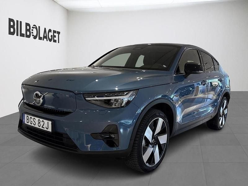 Blå Begagnad 2022 Volvo EC40 Plus SUV | 339 800 kr (Bra pris) - Bild 1/4
