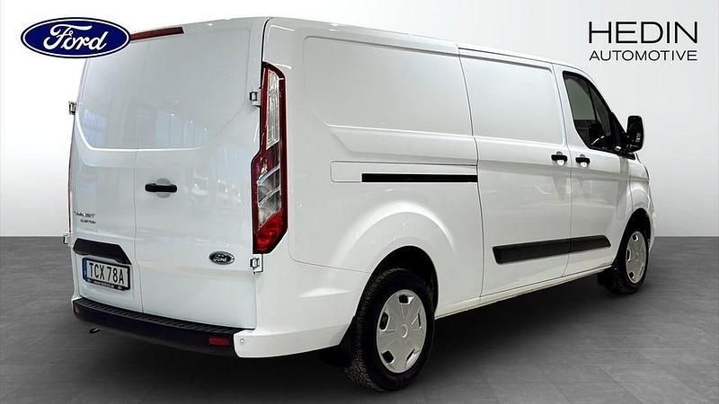 Begagnad Ford 300 Trend 129 HK (94 kW) 2023 Vit