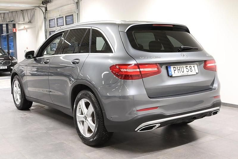 Begagnad Mercedes GLC220 AMG line 170 HK (125 kW) 2018 Grå SUV