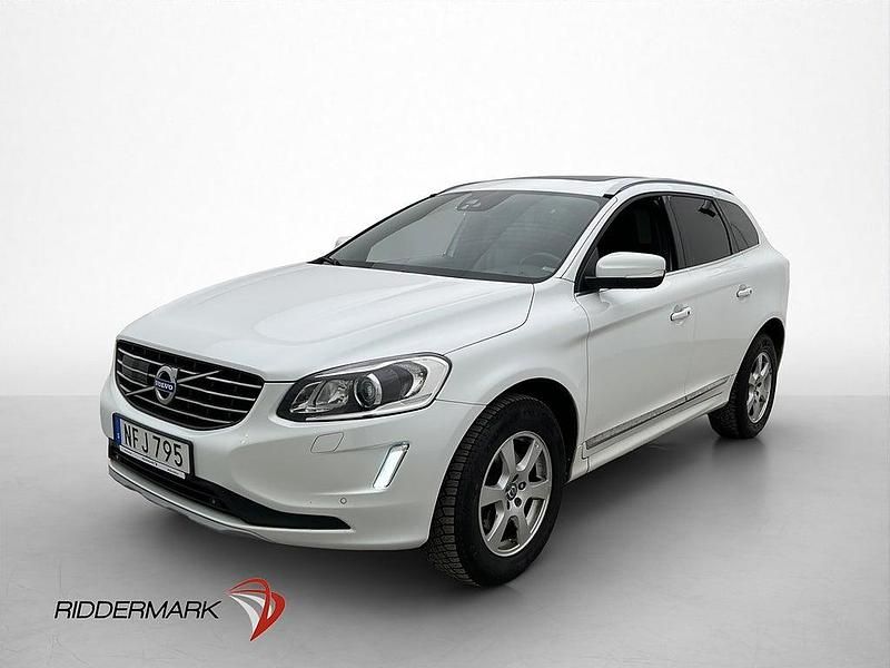 Begagnad Volvo XC60 Summum 190 HK (139 kW) 2016 Vit SUV