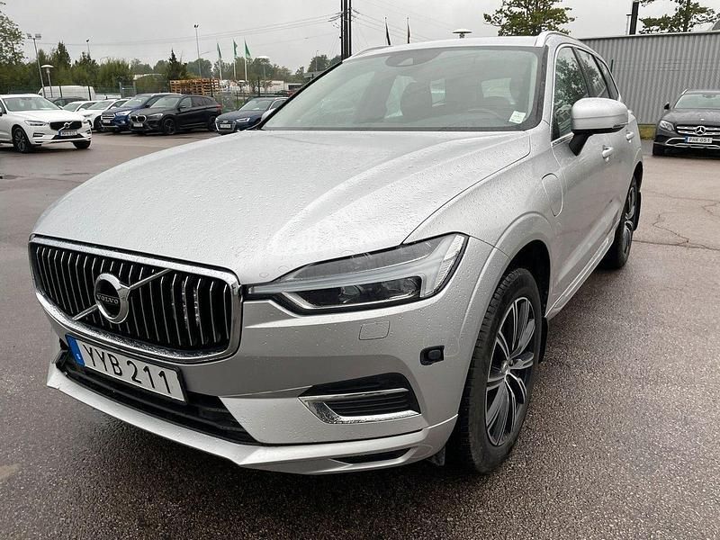 Silver (silver metallic) Begagnad 2019 Volvo XC60 Inscription SUV | 325 000 kr (Marknadspris) - Bild 1/2