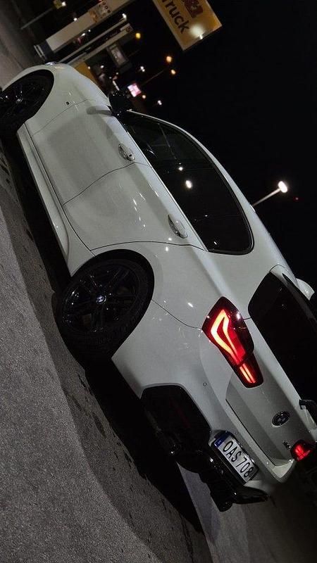 Begagnad 2019 BMW 125 M Sport Halvkombi | 232 000 kr - Bild 1/4