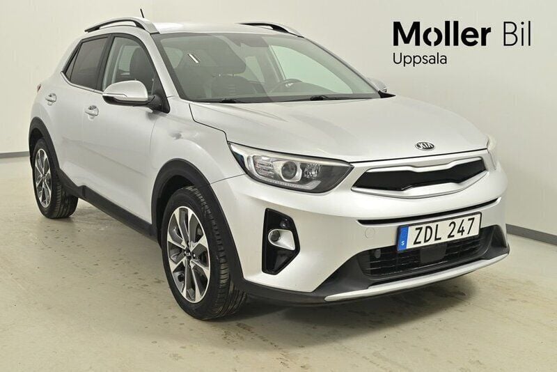 Grå Begagnad 2018 Kia Stonic Advance SUV | 129 900 kr (Marknadspris) - Bild 1/4