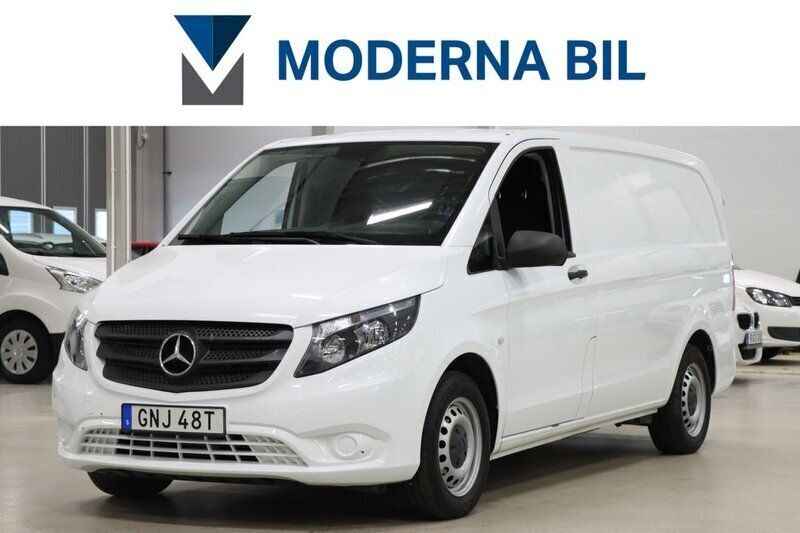 Vit Begagnad 2020 Mercedes Vito Minibuss | 239 900 kr (Superpris) - Bild 1/4